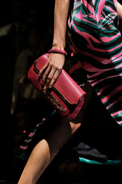 Look 137